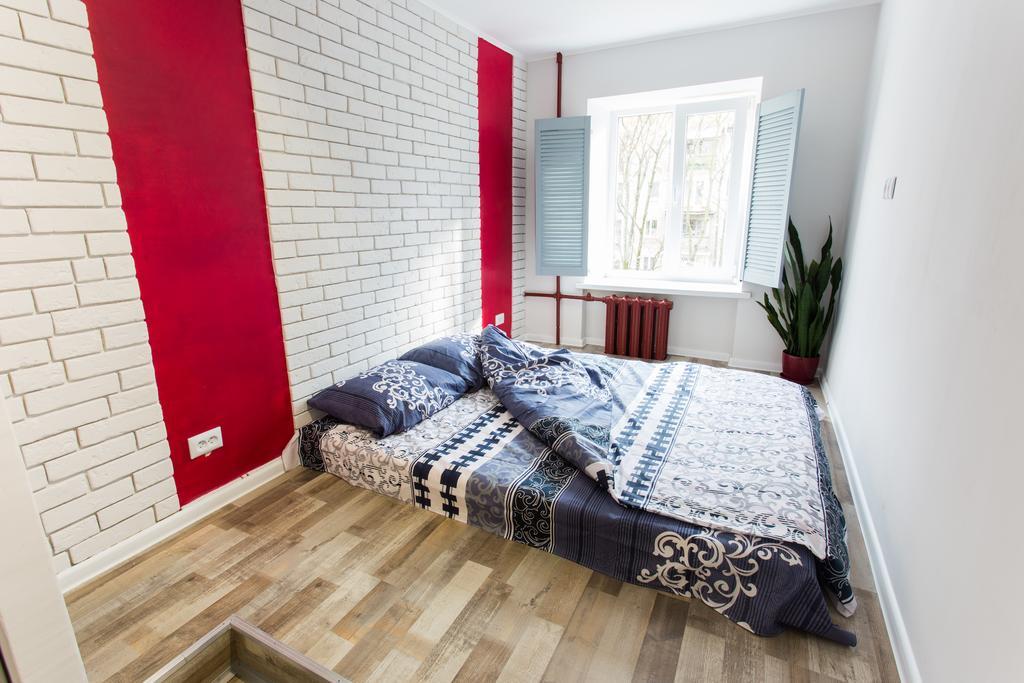 Loft Apartment Near Botanical Garden 哈尔科夫 外观 照片